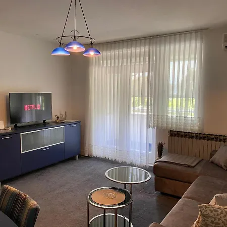 Apartament Apartman Njivice *