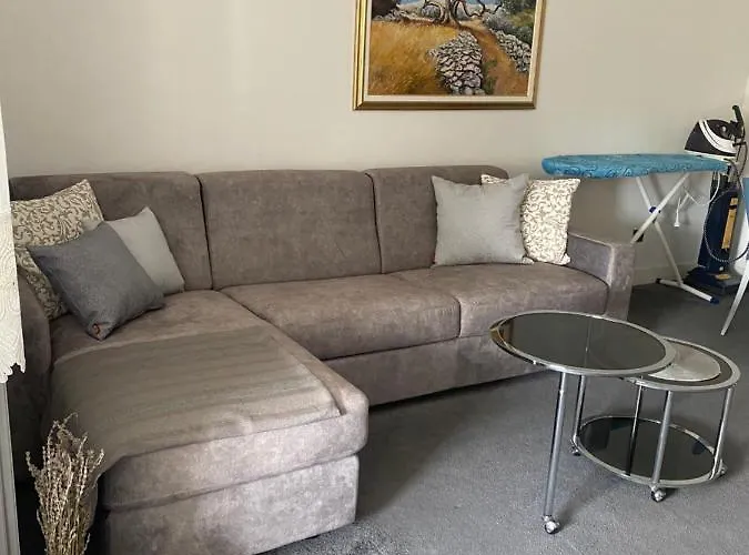 アパート Apartman Njivice
