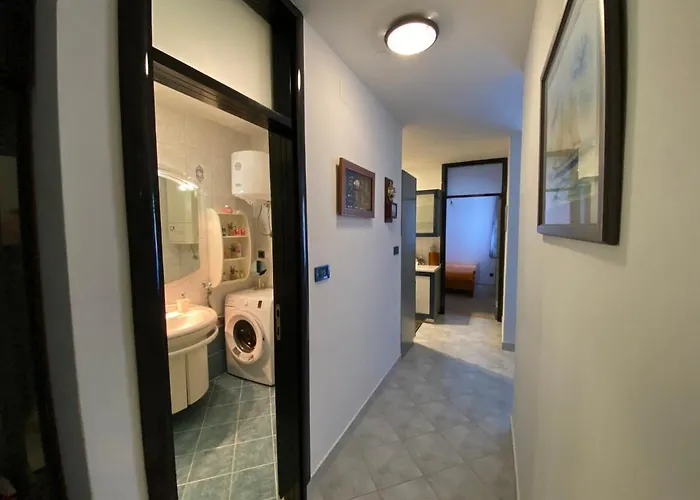 Apartman Njivice Apartamento