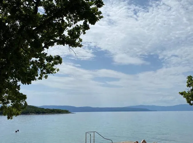 Apartman Njivice Njivice